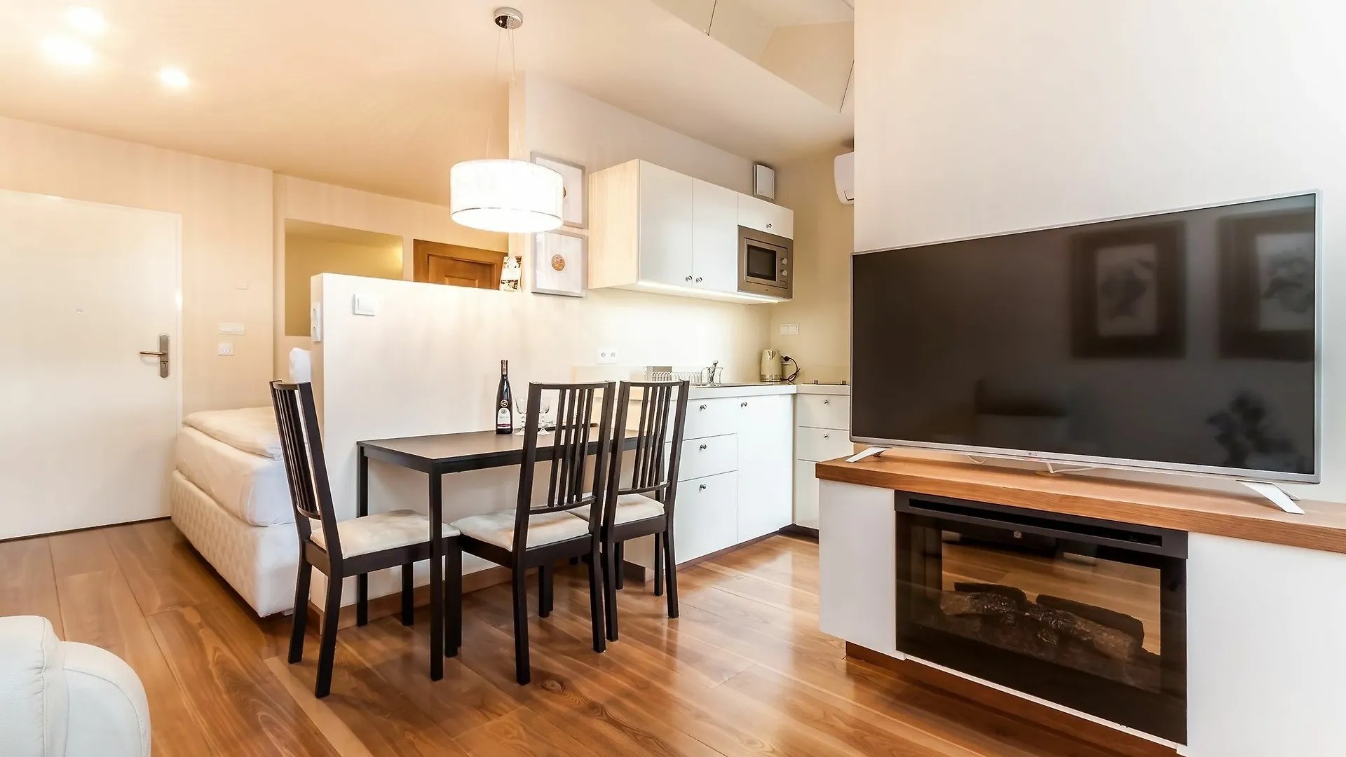 Parkside Apartments Old Town クラクフ