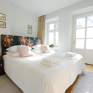 Hotel apartamentowy Crystal Chez Helena, Kraków