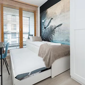 Apartment Premium In Novum Center Near The Train Station By Sun & Snow, Krakow