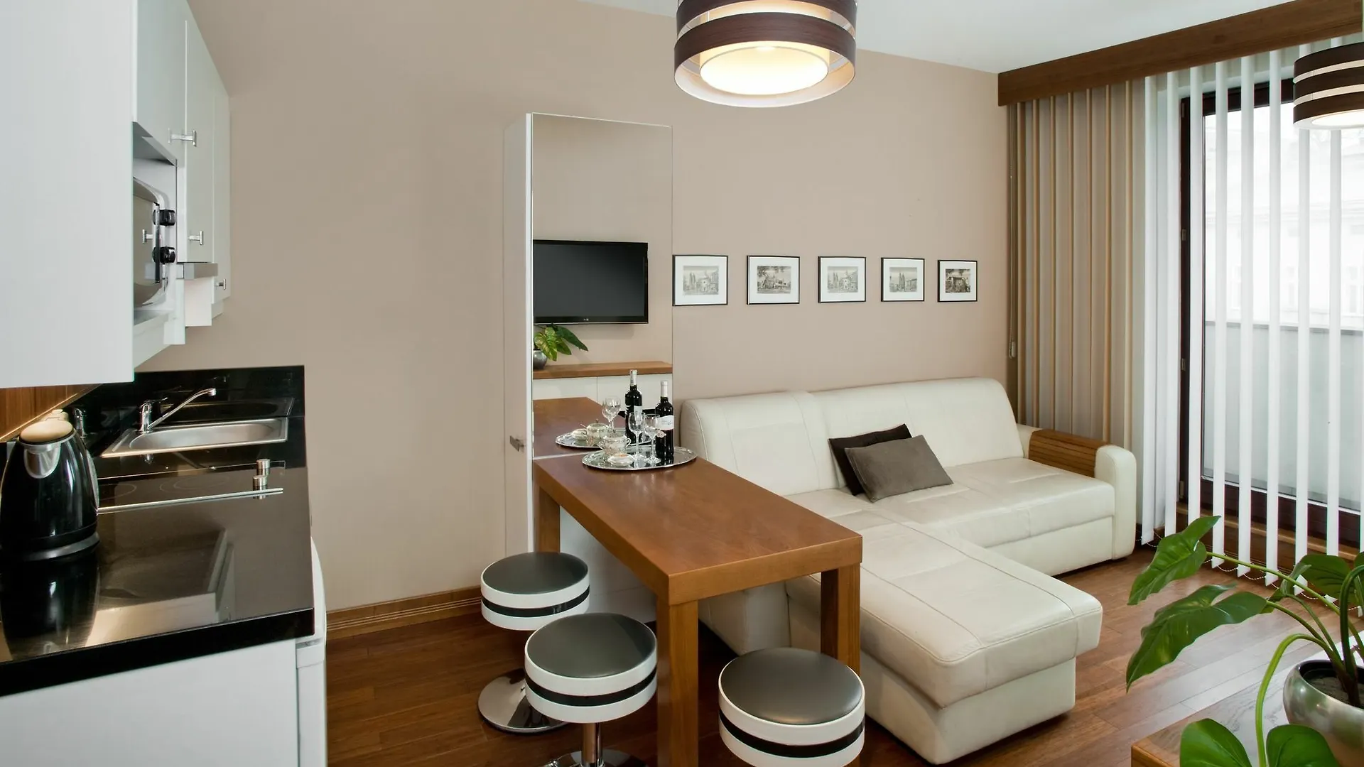 Aparthotel Parkside Apartments Old Town Krakow